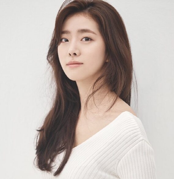 Hello~ I’m an actress Han Eun-Seo ^^