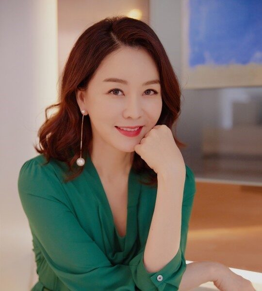 Hello^^ I am an actress Kim Jeong-nan.